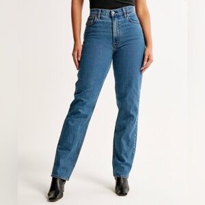 Abercrombie Curve Love 90s Straight Dark Wash Jeans